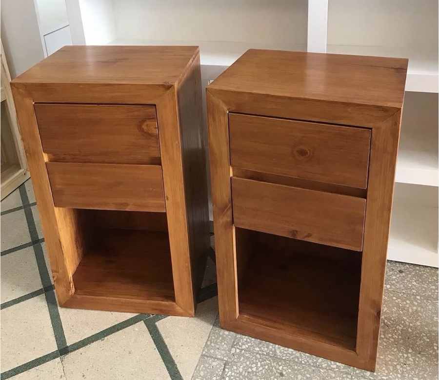 Mesa de luz modelo 06 de Mueblería Longhi
