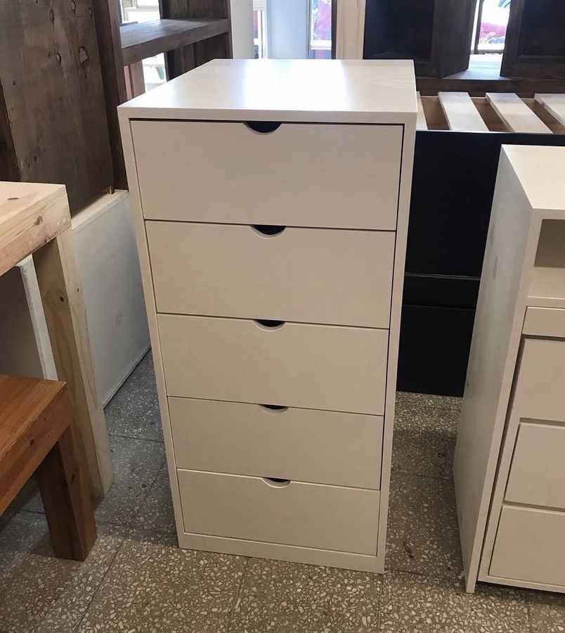 Cajonera modelo 08 de Mueblería Longhi