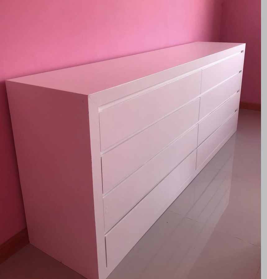 Cómoda modelo 07 de Mueblería Longhi