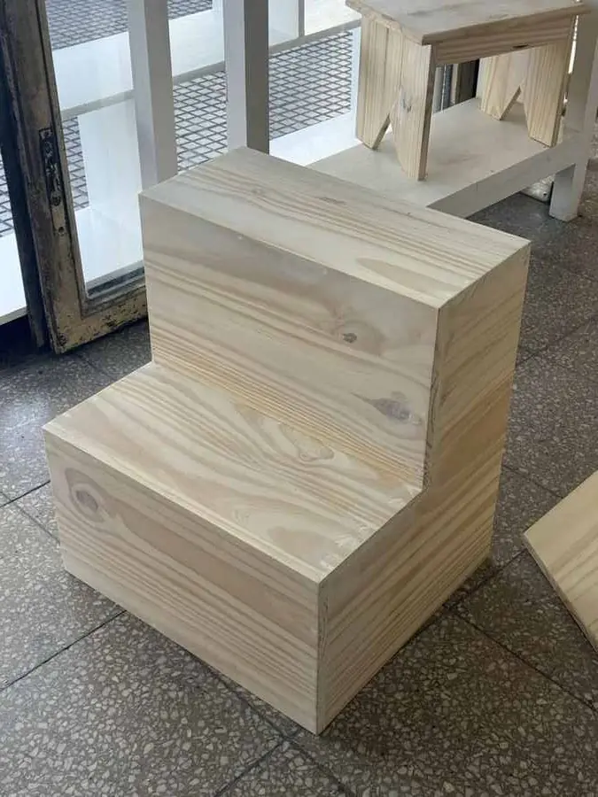 Cómoda modelo 10 de Mueblería Longhi