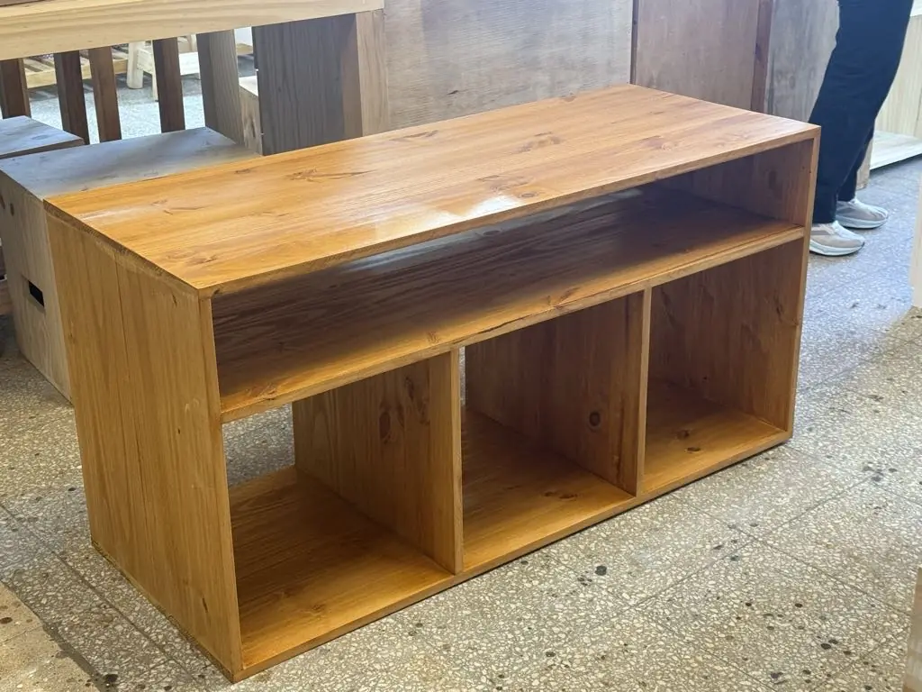 Rack modelo nuevo 02 de Mueblería Longhi